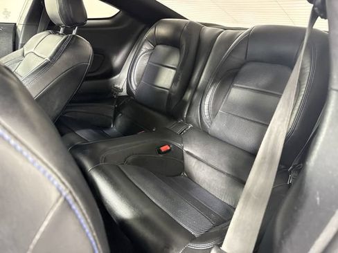 Used 2019 Ford Mustang GT w/ Equipment Group 301A RWD image 20
