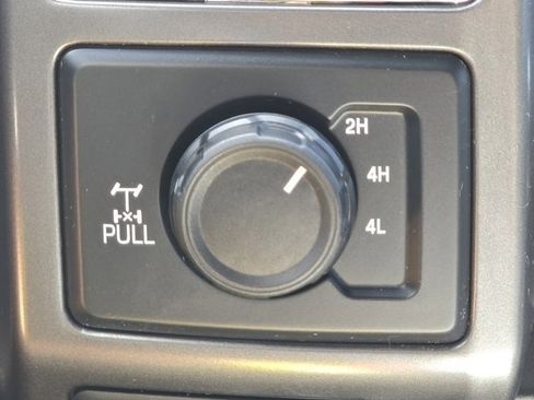 Used 2020 Ford F150 XLT w/ Equipment Group 302A Luxury image 12