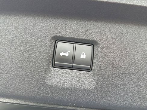 Used 2023 INFINITI QX60 Sensory w/ Cargo Package AWD/4WD image 37