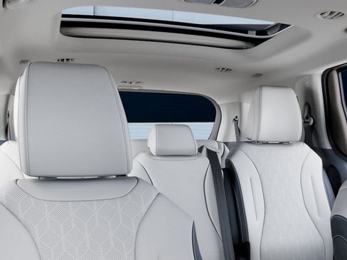 New 2026 Kia Carnival SX w/ SX Dark Edition Package image 28