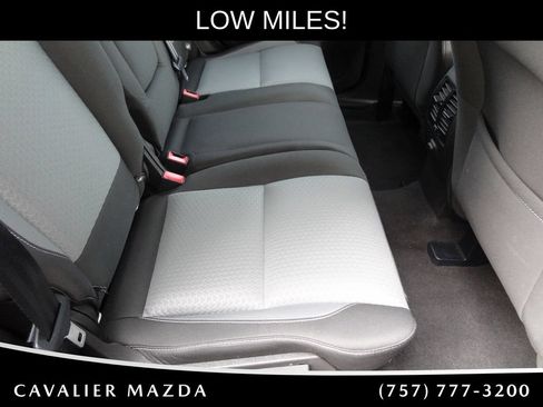 Used 2017 Ford Escape SE FWD image 13