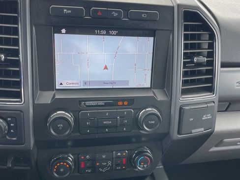 Used 2019 Ford F250 XLT w/ XLT Premium Package AWD/4WD image 9