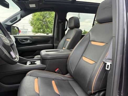 Used 2023 GMC Yukon XL AT4 AWD/4WD image 31