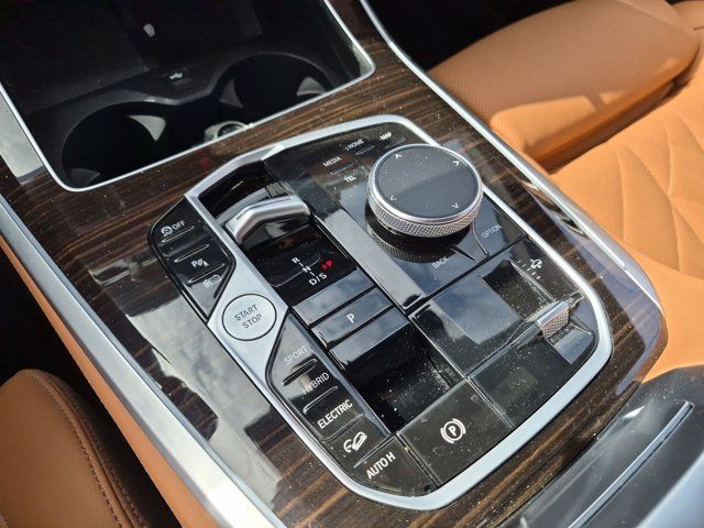 Certified 2024 BMW X5 xDrive50e w/ M Sport Package AWD/4WD image 10