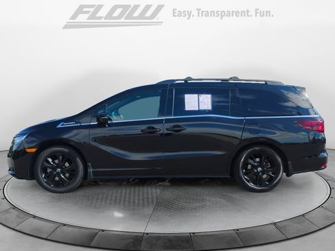 Used 2023 Honda Odyssey Sport image 5