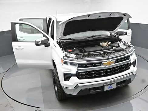Used 2023 Chevrolet Silverado 1500 LT w/ Protection Package AWD/4WD image 42