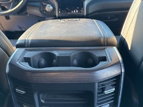 Used 2025 RAM 1500 Laramie image 14