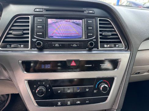 Used 2015 Hyundai Sonata SE w/ Option Group 09 image 13