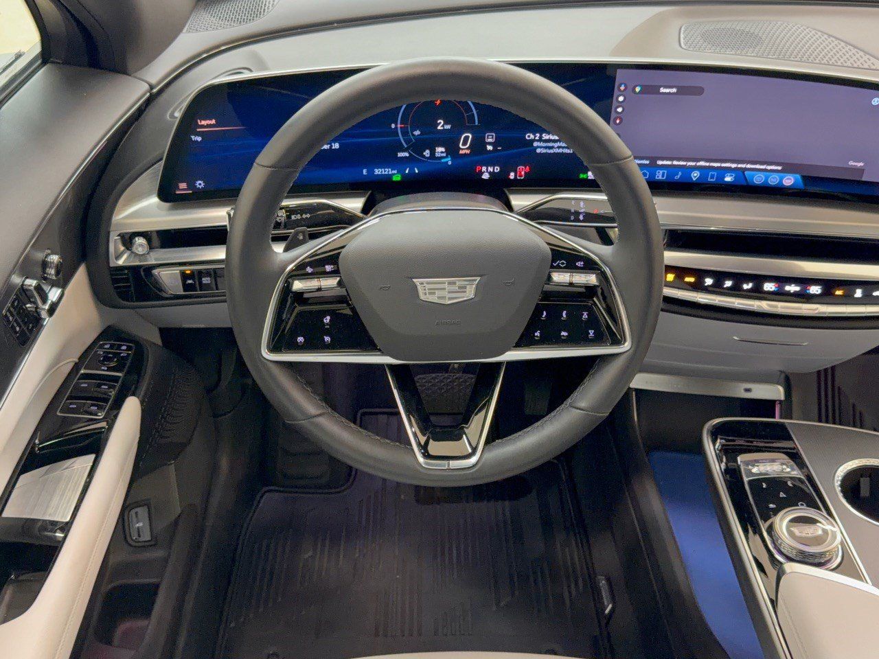 Used 2024 Cadillac Lyriq Sport RWD image 10