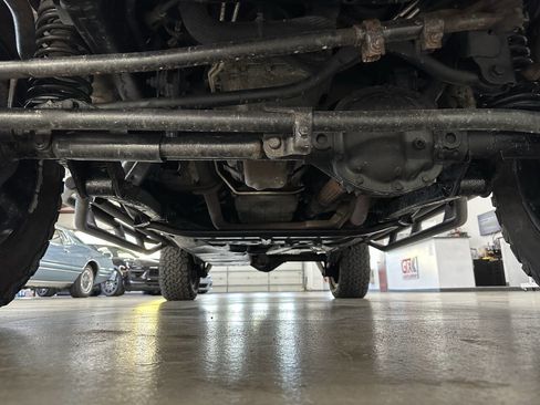 Used 2015 Jeep Wrangler Unlimited Sahara w/ Connectivity Group image 30