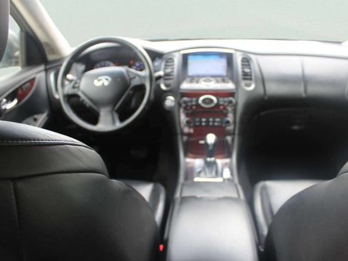 Used 2011 INFINITI EX35 Journey w/ Premium Pkg image 7