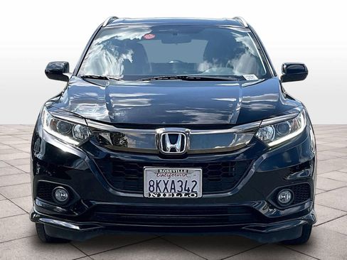 Used 2019 Honda HR-V Sport image 3