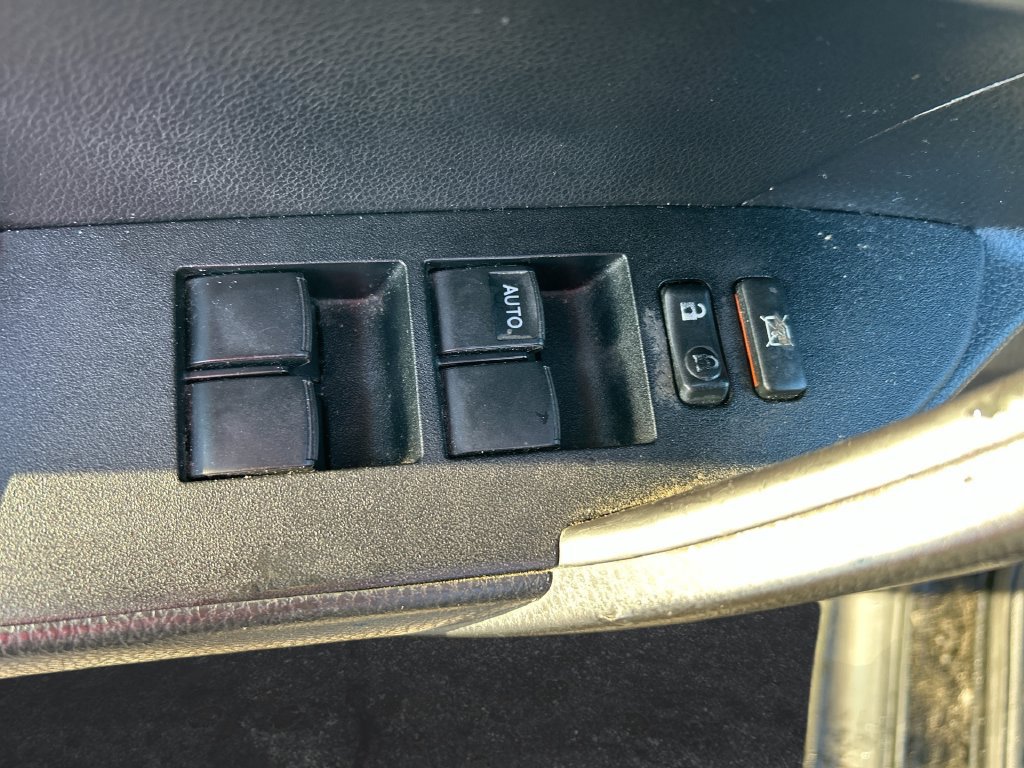 Used 2014 Toyota Corolla S FWD image 12