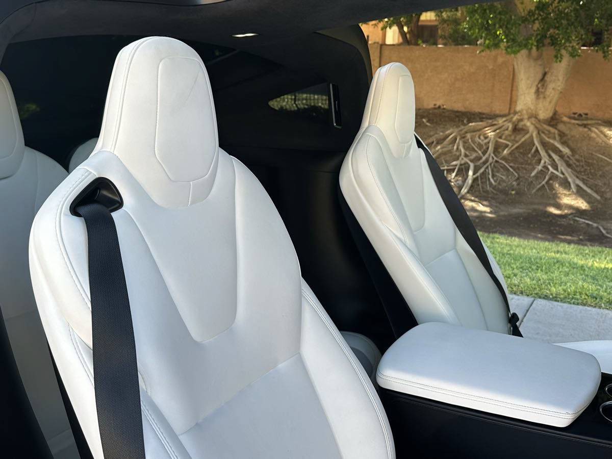 Used 2018 Tesla Model X 100D AWD/4WD image 16