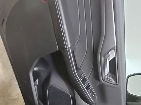 New 2025 Ford Escape SE w/ Class II Trailer Tow Package image 22