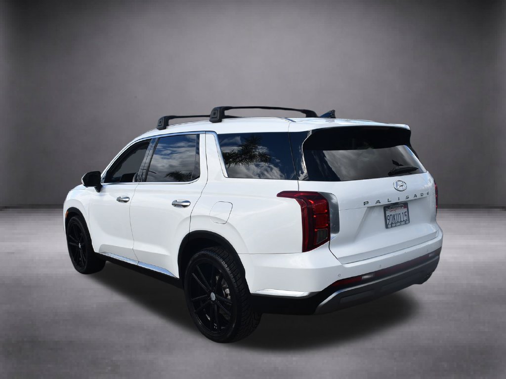 Certified 2023 Hyundai Palisade Limited FWD image 6
