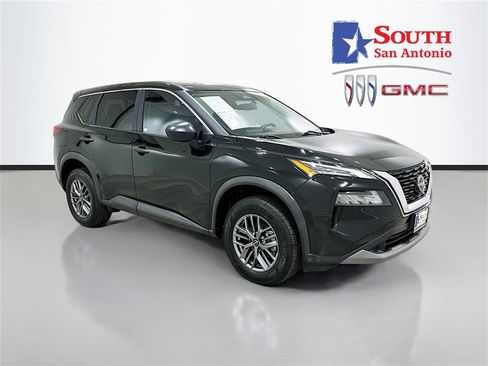 Used 2023 Nissan Rogue S image 1