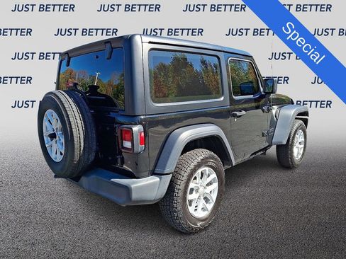 Used 2023 Jeep Wrangler Sport S image 7