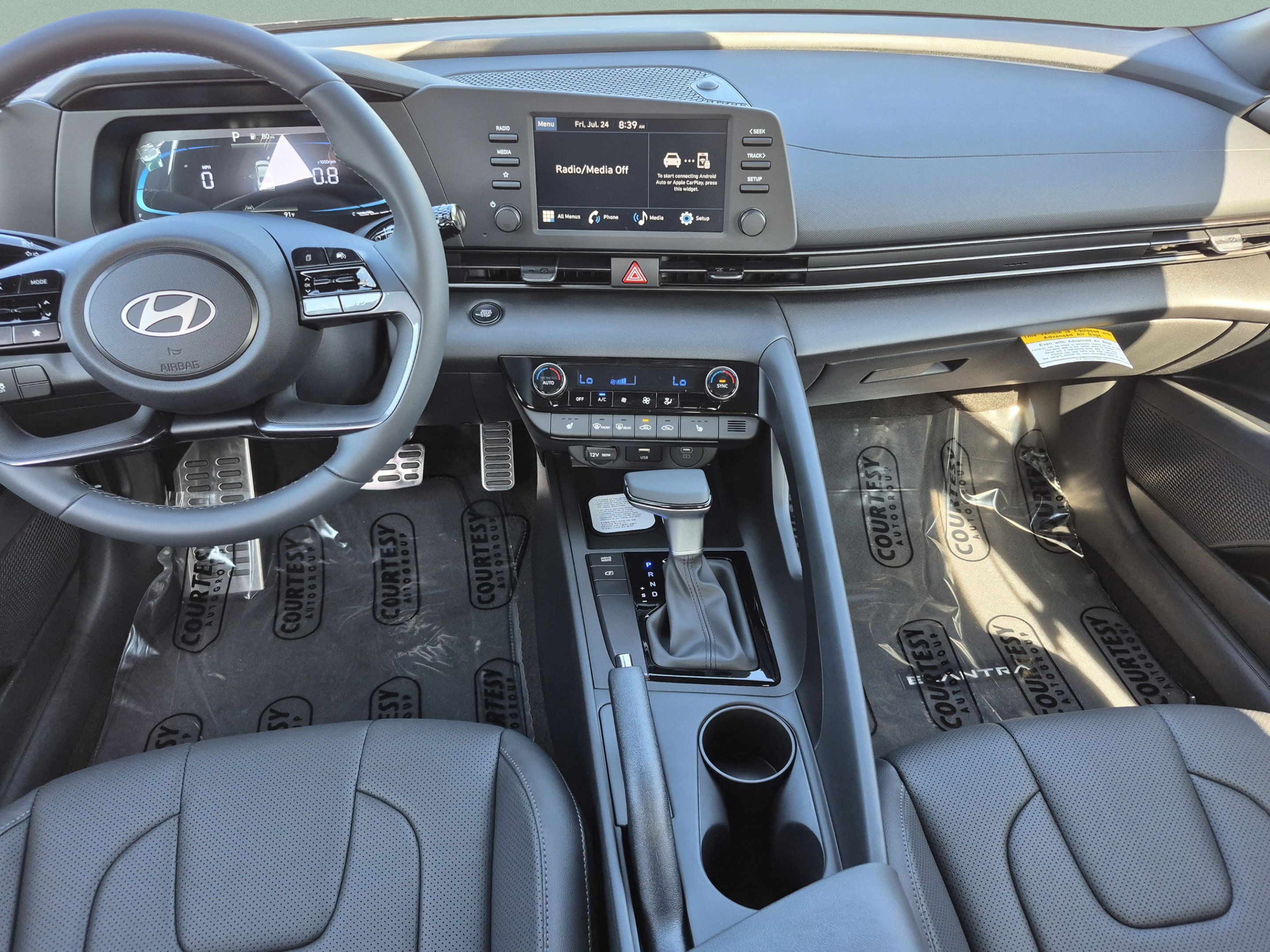 New 2026 Hyundai Elantra SEL Sport FWD image 11