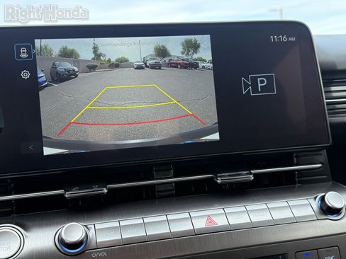 Used 2025 Hyundai Kona SEL FWD image 21