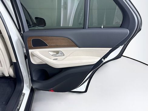 Certified 2025 Mercedes-Benz GLE 350 4MATIC image 28