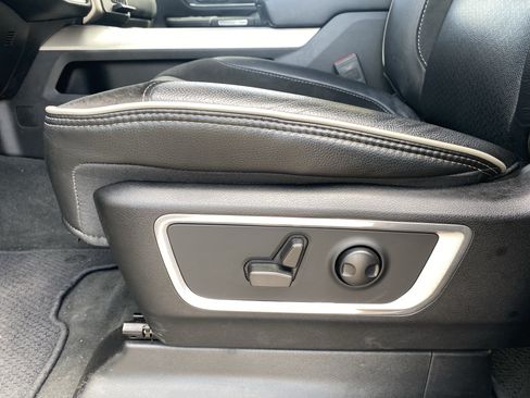 Used 2022 RAM 1500 Laramie AWD/4WD image 20