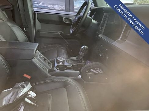 Used 2025 Ford Bronco Outer Banks w/ Sasquatch Package AWD/4WD image 11