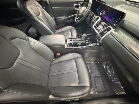Certified 2023 Kia Sorento SX AWD/4WD image 23