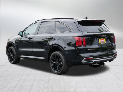 Used 2023 Kia Sorento SX image 5