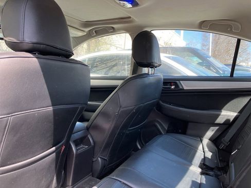 Used 2015 Subaru Legacy 2.5i Premium w/ Moonroof Package image 18