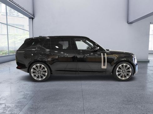 Used 2024 Land Rover Range Rover Long Wheelbase SE AWD/4WD image 6