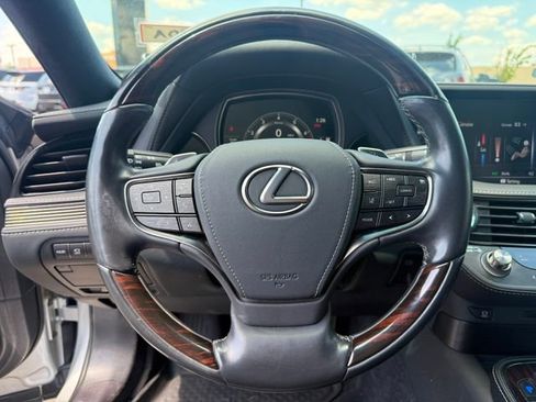 Used 2018 Lexus LS 500 AWD w/ Interior Upgrade Package image 15