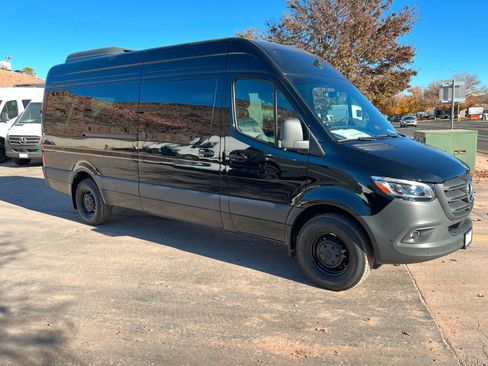 New 2026 Mercedes-Benz Sprinter 2500 image 7
