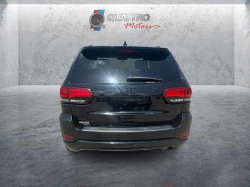 Used 2021 Jeep Grand Cherokee Laredo X AWD/4WD image 4