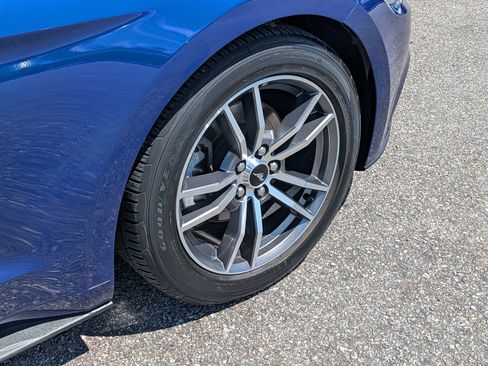 Used 2016 Ford Mustang Premium RWD image 13