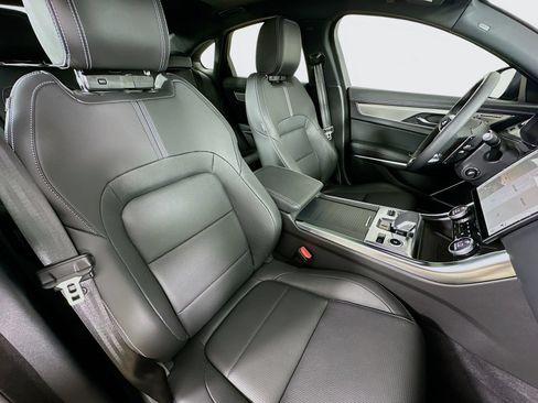 Used 2024 Jaguar XF R-Dynamic SE AWD/4WD image 47