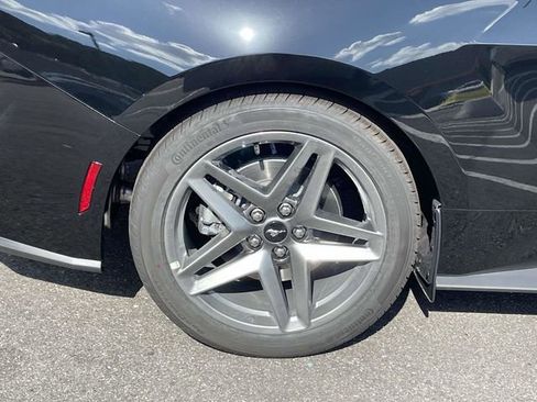 New 2025 Ford Mustang Coupe image 3