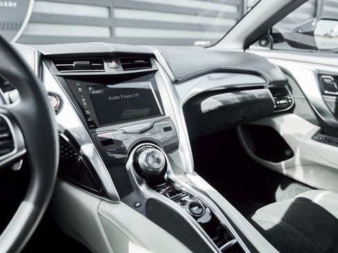 Used 2017 Acura NSX image 55