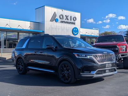 Used 2022 Kia Carnival SX