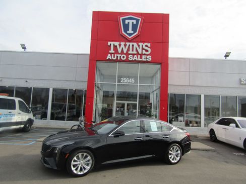 Used 2025 Cadillac CT5 Premium Luxury image 1