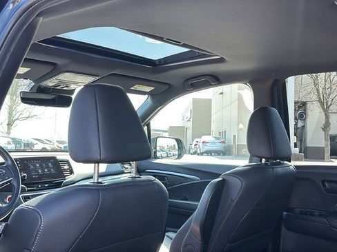 Certified 2023 Honda Passport EX-L image 32