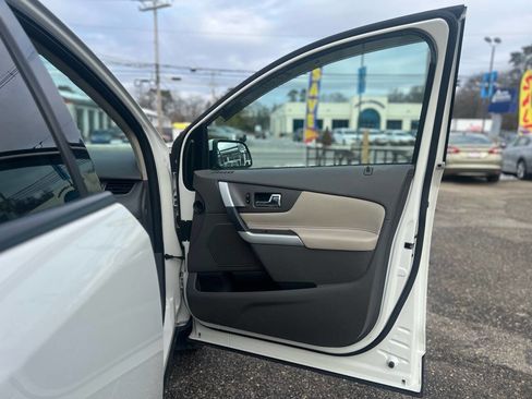 Used 2013 Ford Edge SEL image 12