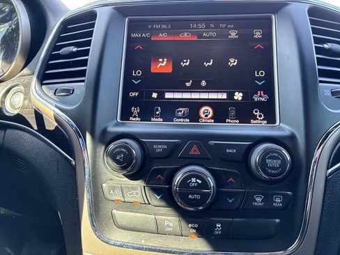 Used 2014 Jeep Grand Cherokee Limited image 17