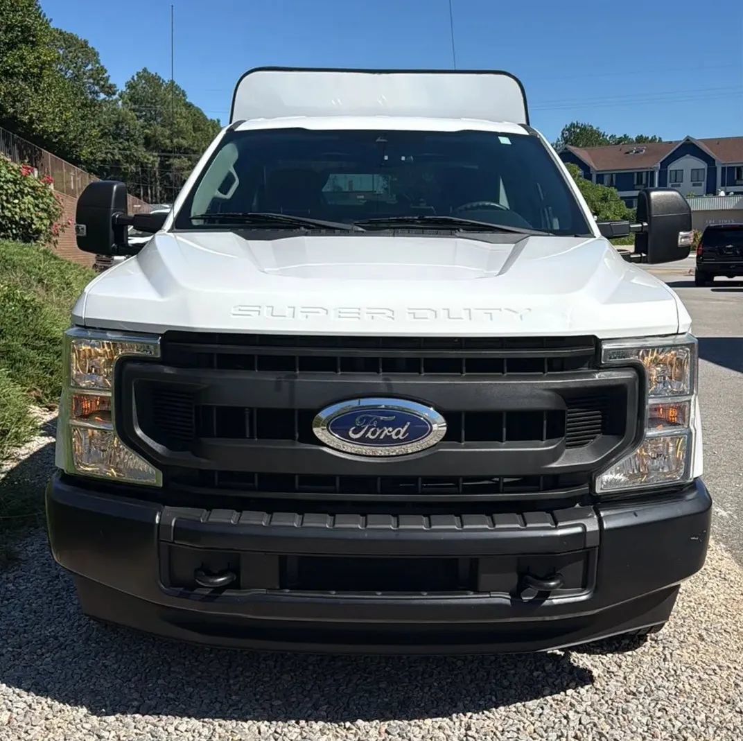 Used 2020 Ford F250 XL w/ Power Equipment Group RWD image 4