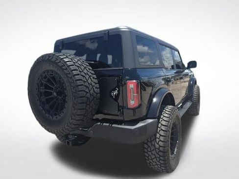 Used 2025 Ford Bronco Outer Banks AWD/4WD image 4