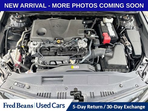 Used 2023 Toyota Camry SE image 11