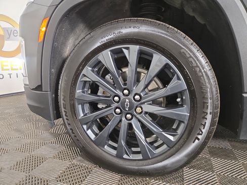 Certified 2023 Chevrolet Traverse RS AWD/4WD image 36