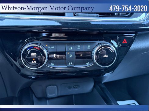 Used 2025 Chevrolet Trax RS w/ Driver Confidence Package image 27