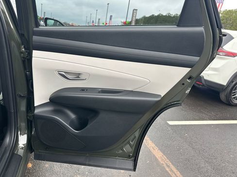 New 2026 Hyundai Tucson SEL FWD image 17