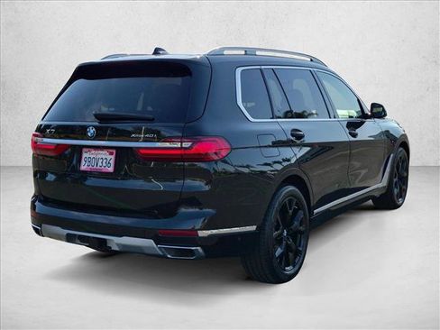 Used 2022 BMW X7 xDrive40i w/ Premium Package AWD/4WD image 5